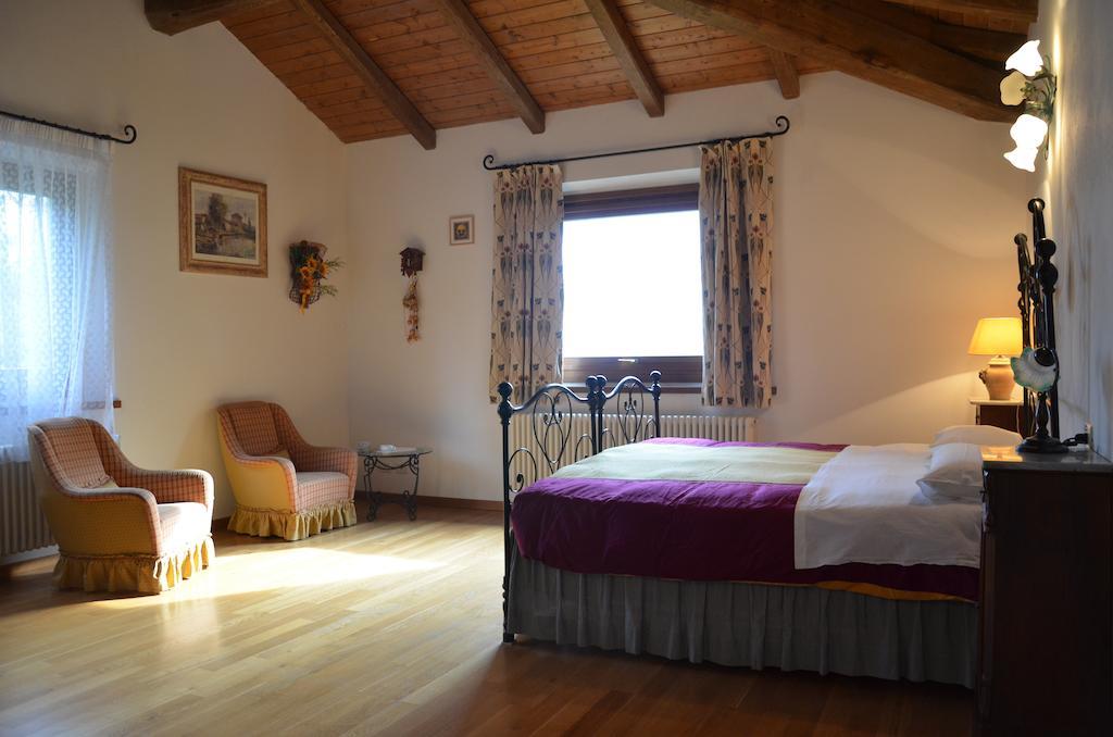 Hotel Il Fondaccio à Lizzano In Belvedere Chambre photo