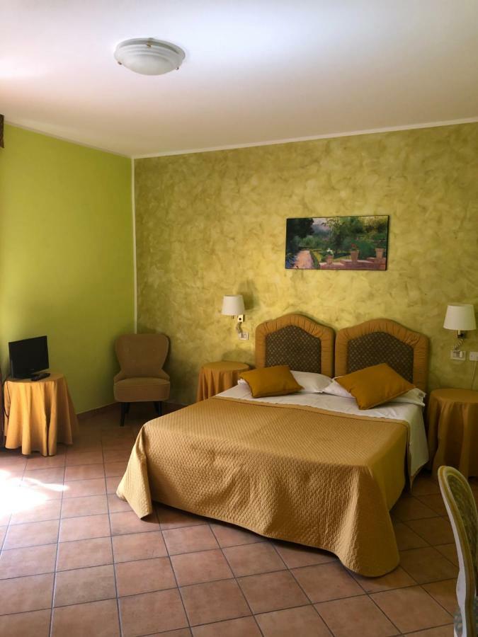 Hotel Il Fondaccio à Lizzano In Belvedere Extérieur photo
